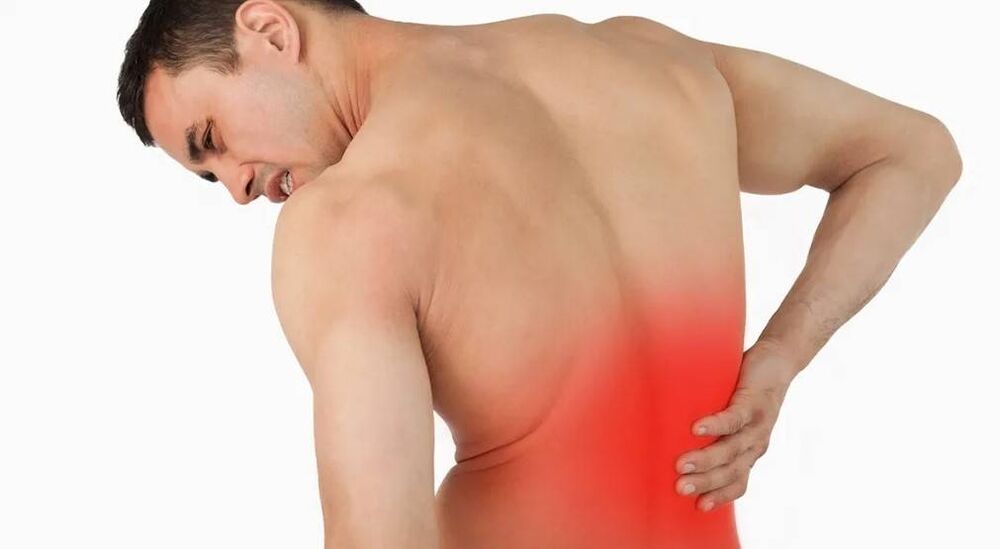 Back pain is a symptom of all stages of the development of osteochondrosis. 